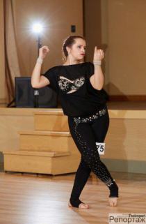 Тренер по современным танцам