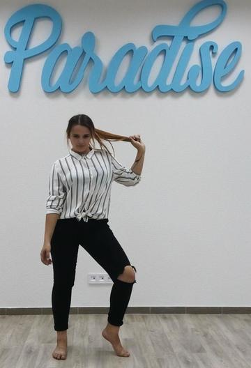 Евгения Царегородцева - преподаватель по современным танцам Dance Room Paradise Преподаватель по современным танцам Dance Room Paradise